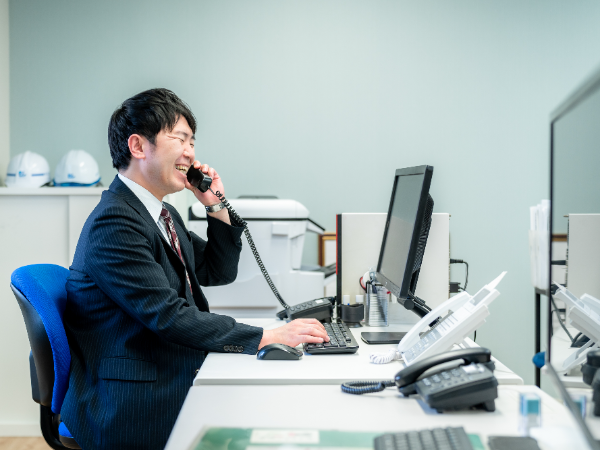 社員の皆さんの表情が、他の会社と違って見えたんです。