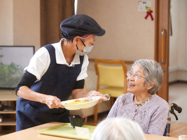 【アルバイト・パート調理員】鴨川市　特別養護老人ホーム南小町★働く時間を選べる★直営のキッチンで働く調理員☆ミニボーナス年2回あり！人物重視の採用です★