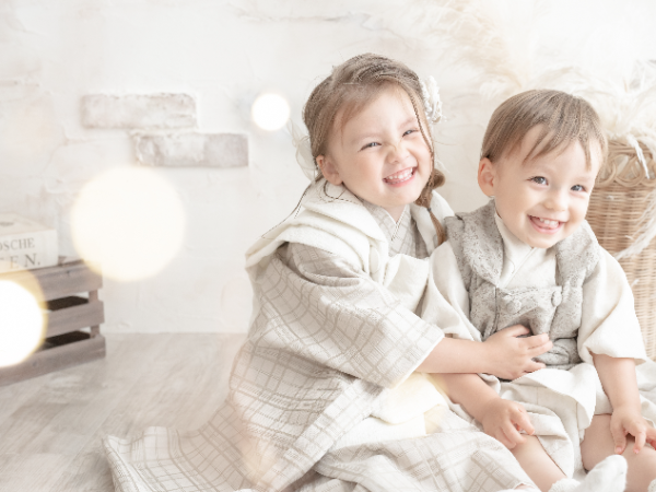 写真スタジオ【スタジオコフレ】のヘアメイクスタッフ