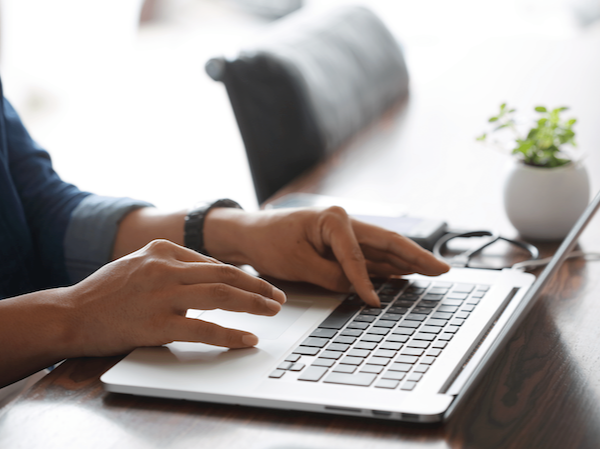 教育や資格取得など、一人ひとりの成長をサポートします