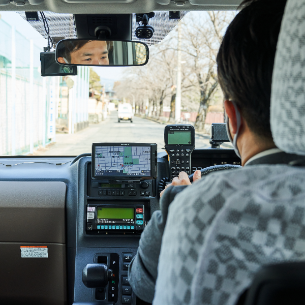 50代 タクシー乗務員/接客経験が活きていますね