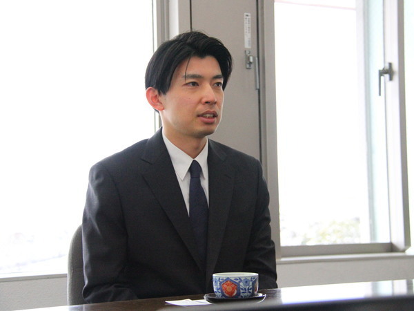 ホテル業界から、なぜ「タクシー業界」へ？