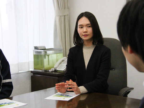 人が相手の仕事には正解がないからこそ「自分で考えて動く」