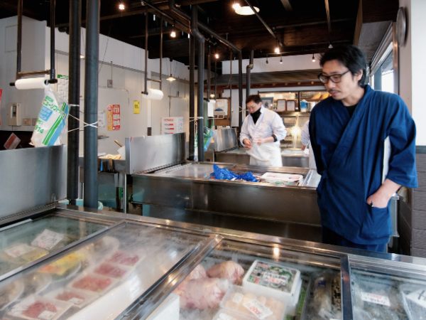 毎日漁港や直売所で地魚や地元野菜を購入
食材に関心のある方には楽しい仕事です。