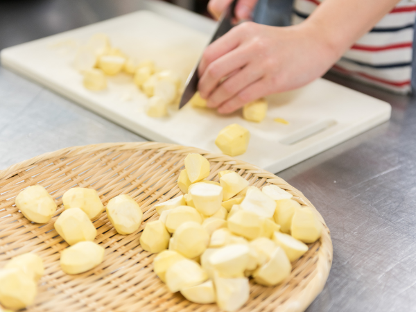 手づくり料理です。
丁寧な仕事を心掛けています。