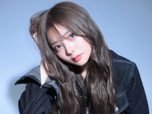 登録型の出張ヘアメイクスタイリスト募集/Wワーク・掛け持ちOK！/スキルを活かせる仕事/正社員登用制度あり