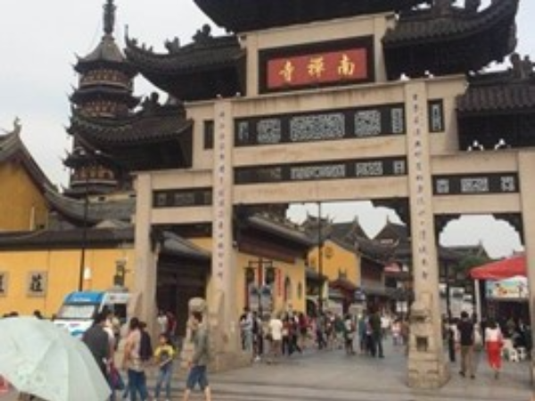 製品を届けに世界中へ