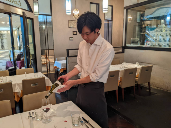 これまでの経歴を教えてください。