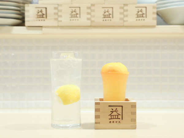 人気のドリンク
蜜柑カクテルと発酵レモンサワー