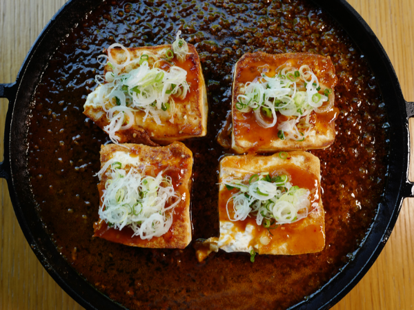 名物のとうふステーキ