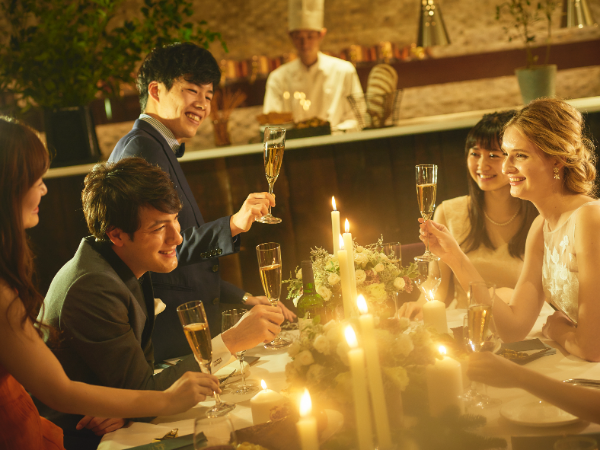 札幌を代表する結婚式場の副料理長候補・スーシェフ・キッチンスタッフ　完全週休2日制/年末年始連続休暇6日間　年間休日120日　宮の森フランセス教会　フランセスキッチン　フランセスファーム