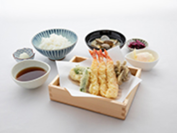 定食屋さん/天ぷら店の調理補助スタッフ・フライヤー担当　　9-15時の働きやすい時間帯 / チカホ直結で通いやすい / 札幌駅・大通駅から徒歩5分 /  Wワーク歓迎 / 副業 / 主婦（主夫）活躍中 / 交通費全額支給