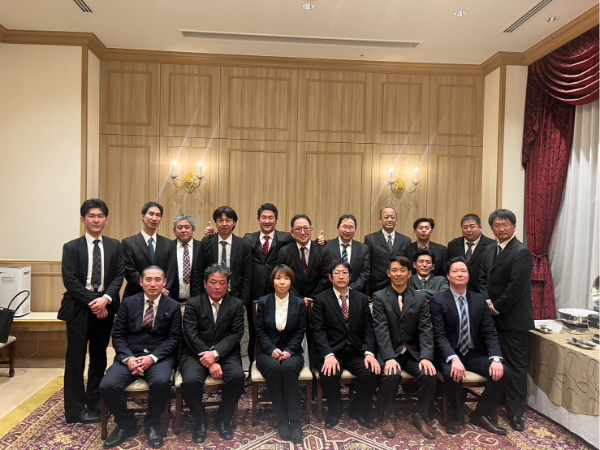 私たちについて