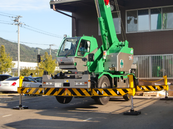 クレーンオペレーター業務