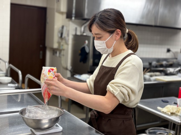いつもの家事経験も活かせる！介護施設の厨房・調理補助スタッフ募集