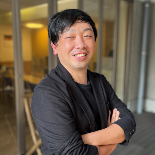 高齢者総合福祉施設オリンピア兵庫・副館長/西塚 裕真