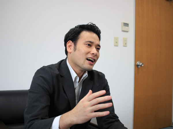 お仕事のやりがいと、将来の目標を教えてください。