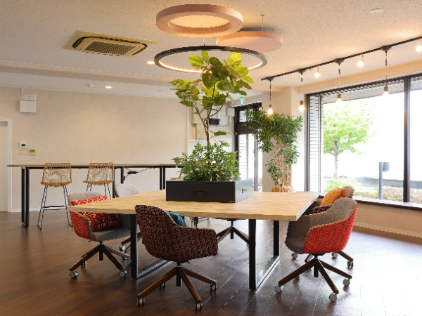 リニューアルしたばかりの綺麗なオフィス