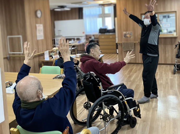 【ザ・テラス学園富雄】やってみようが増える!体操レクリエーション💪🏻