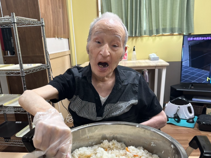 【ナチュラル西脇1号館】笑顔広がるチラシ寿司