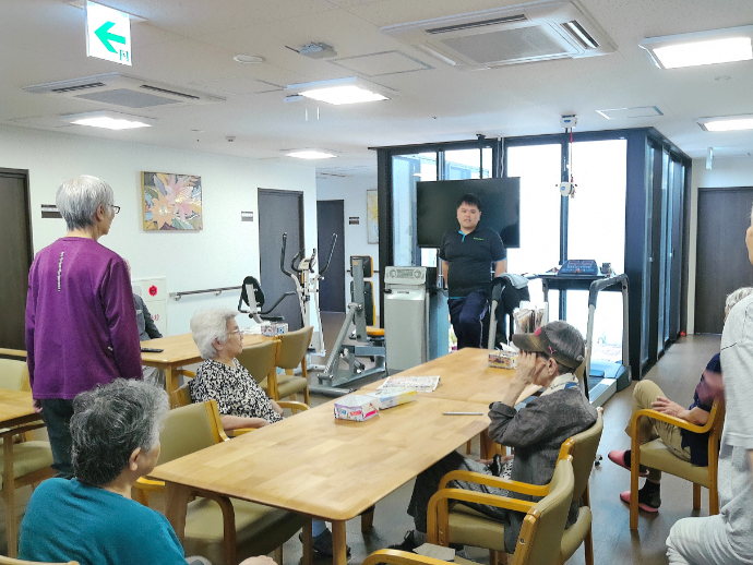 【ザ・テラス奈良上牧】言語聴覚士による集団機能訓練