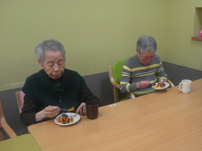 【ナチュラル林寺】カップケーキおやつレク♪