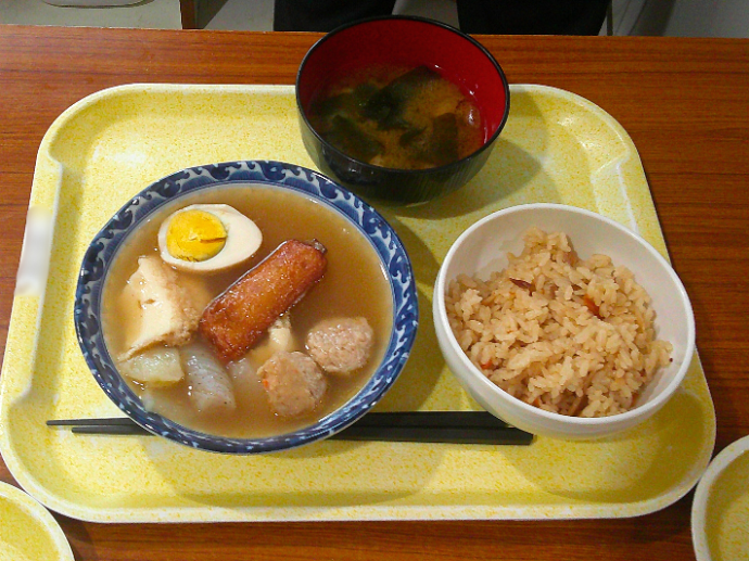 【ナチュラル林寺】あったかおでんと炊き込みご飯