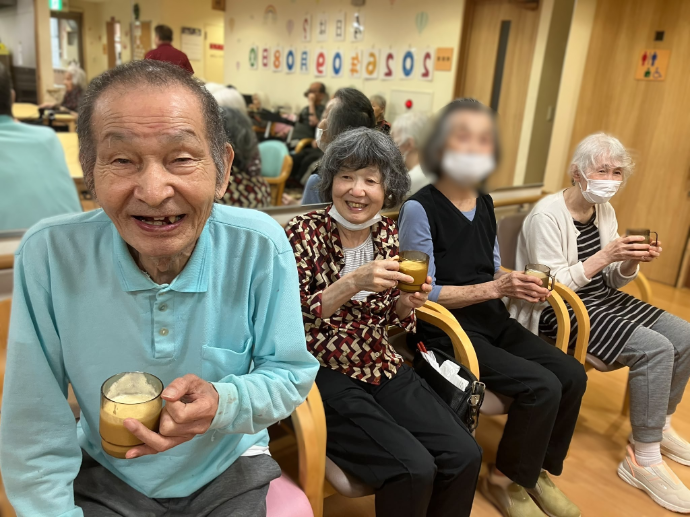 【ナチュラル東大阪】フルーツ牛乳で楽しいおやつ時間