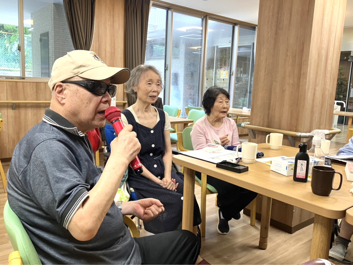 【ザ・テラス学園富雄】雨の日も歌えば晴れ気分🎤✨