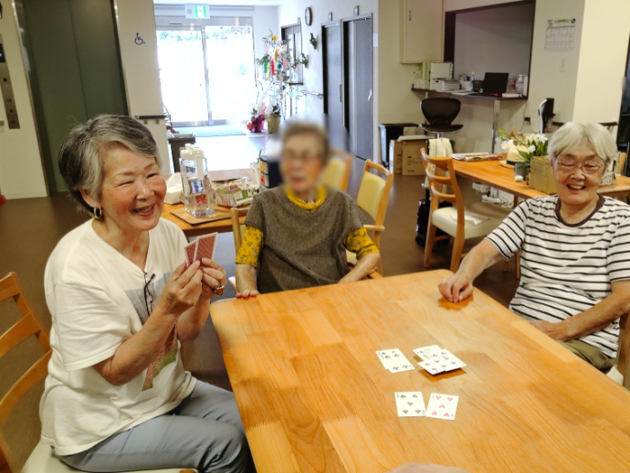 【ザ・テラス奈良上牧】笑顔いっぱい!みんなでババ抜き🃏