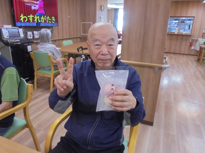 【ザ・テラス学園富雄】紅白饅頭からはじまる食欲の秋