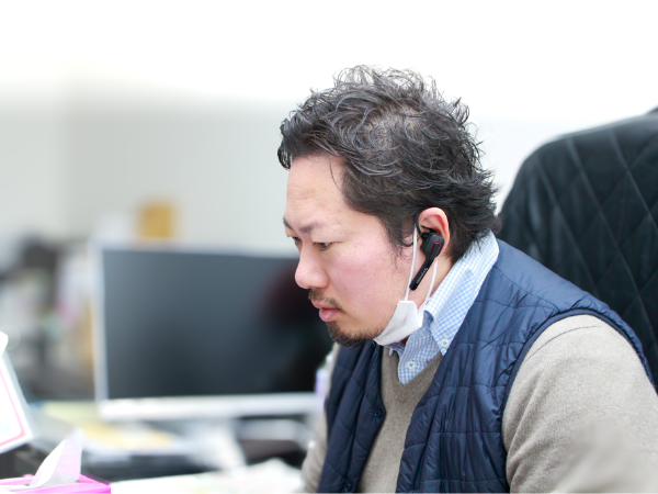 顧客折衝と社内調整