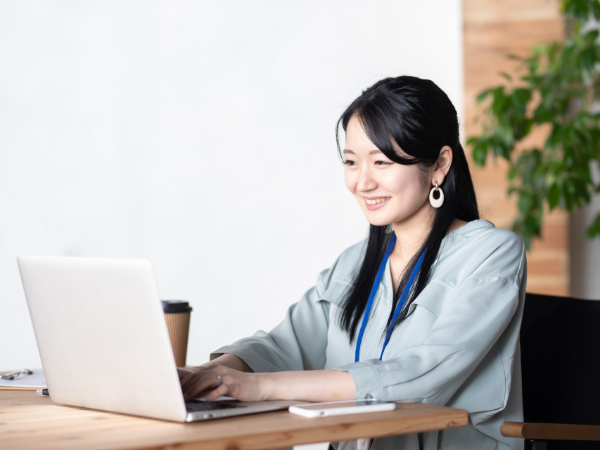 英語・中国語・韓国語で
タイピングができる方！