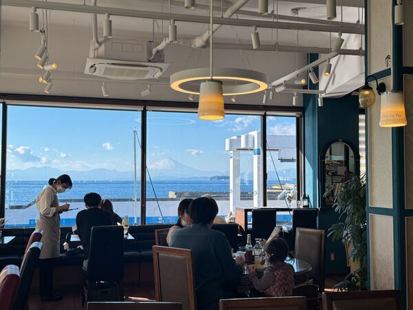 旅行サイト『じゃらん』で
全国絶景カフェに選ばれました。