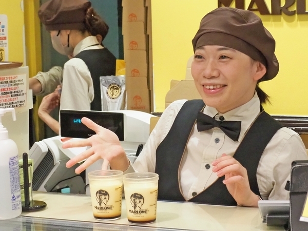 ◎手作り焼きビーカープリンのマーロウ ◎販売中途社員 ◎横浜駅直結の百貨店内店舗の配属（プリンショップそごう横浜店）◎勤務開始日は応相談。 ◎年3回5連休制度 ◎素敵なマーロウライフを一緒に送りませんか？