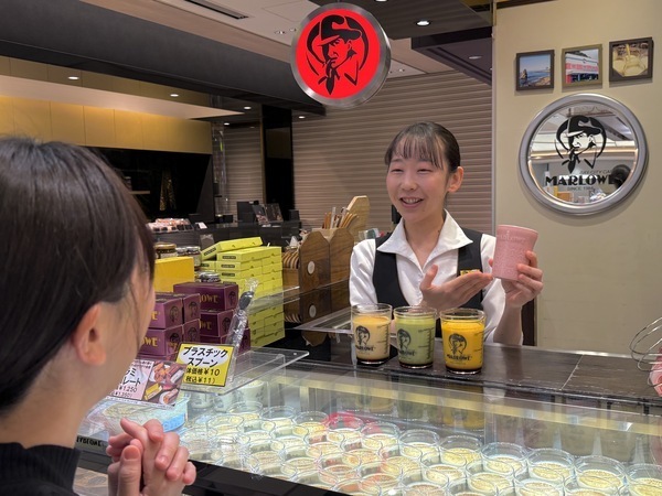 お客様との会話も大切にしています。