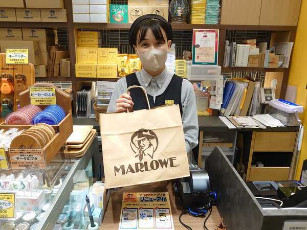 お客様に感謝の気持ちをもって
商品をお渡しします。