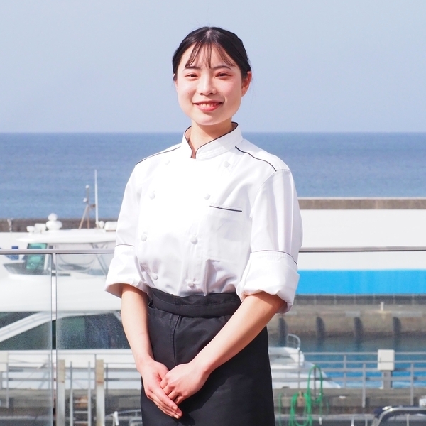 葉山マリーナ店/山野井 未夏