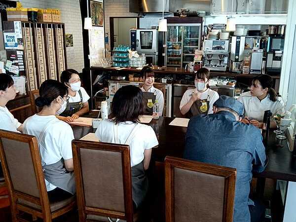 配属先である葉山マリーナ店