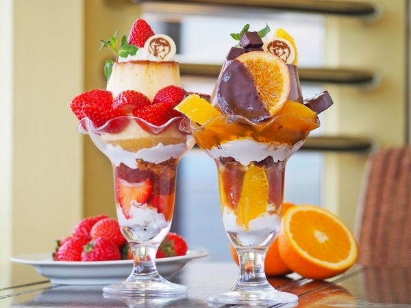 季節のフルーツをふんだんに使用！