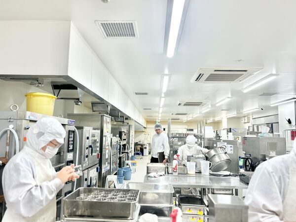 パートの方々が多く活躍中!
幅広い年代の方々が協力しています。