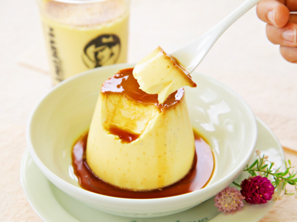 ビーカー入り手作り焼きプリン