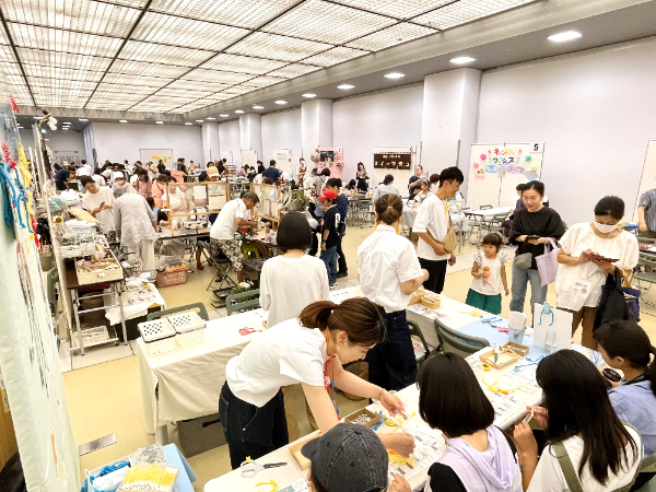 たくさんのお子さまたちで賑わう会場内