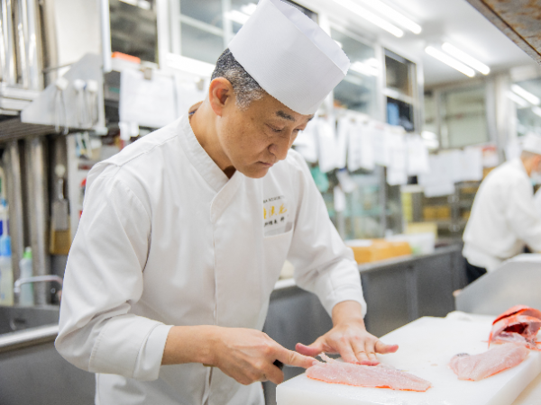 【正社員】老舗旅館和食処の調理スタッフを募集