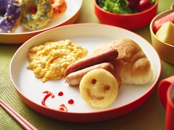 2025年9月12日開業!ANAホリデイ・インリゾート軽井沢【レストランスタッフ/正社員】★未経験・無資格OK ★賞与年2回/昇給年1回あり ★手当&福利厚生充実 ★マイカー通勤OK ★鹿島建設の100%出資会社