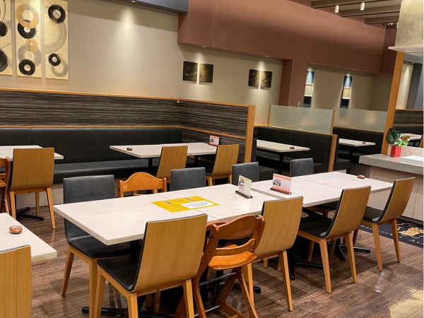 オシャレなお店で楽しい仲間と一緒に
活躍しませんか？