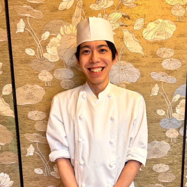 頤和園(京橋店)/ 調理スタッフ /西野 翼