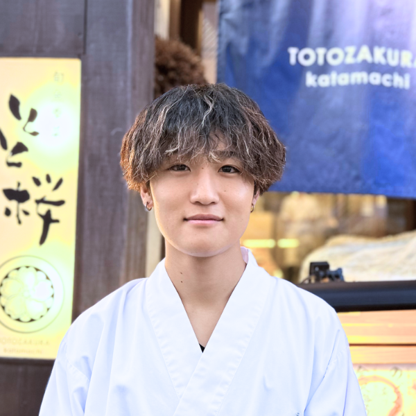 旬魚季菜 とと桜｜アルバイト/S.M