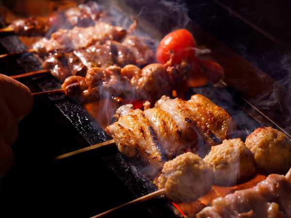 【正社員】＼経験者は月給30万円以上／神楽坂の人気焼鳥店★キャリアアップのチャンス多数◎安定基盤の母体で安心◎