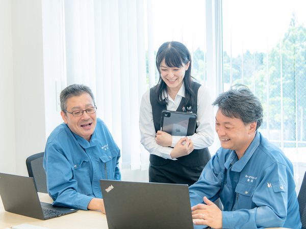 【新卒採用】〇理系学部出身者対象 〇希少な技術で世の中に貢献できる 〇年間休日132日 〇福利厚生充実 〇滋賀県甲賀市勤務 〇2026年卒 〇新卒 〇第二新卒